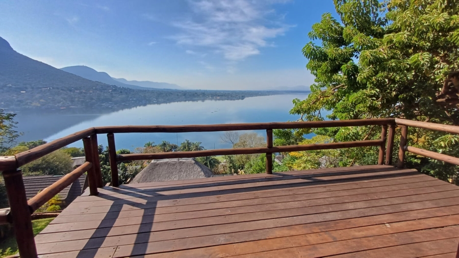 4 Bedroom Property for Sale in Kosmos North West